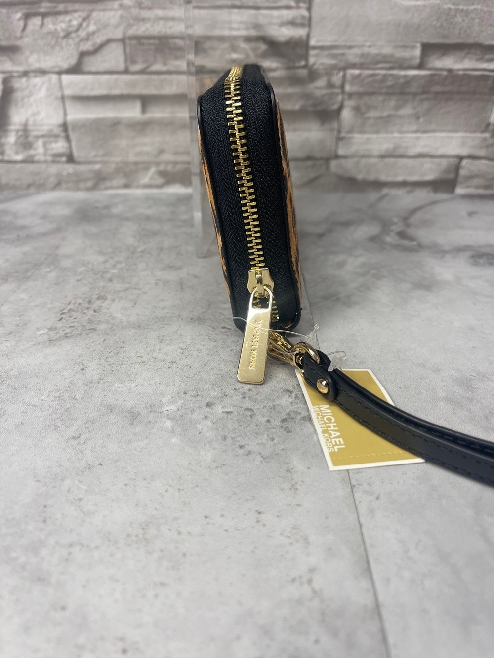 Michael Kors Continental Zip WalletWristlet Cheetah/Leopard Print Marigold Black - Picture 4 of 7
